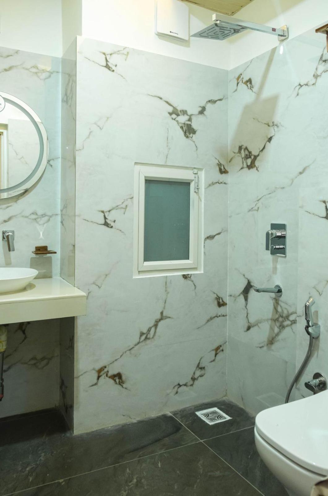 Hotel Lake Shilloi Dimāpur 외부 사진